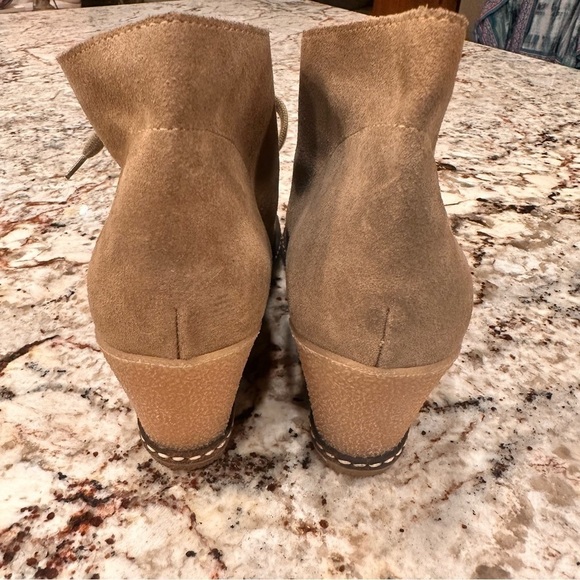 J Crew MacAlister wedge boot flax EUC leather upper bootie wedge shoe size 9 - Picture 9 of 11